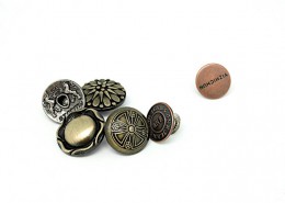 metal  buttons